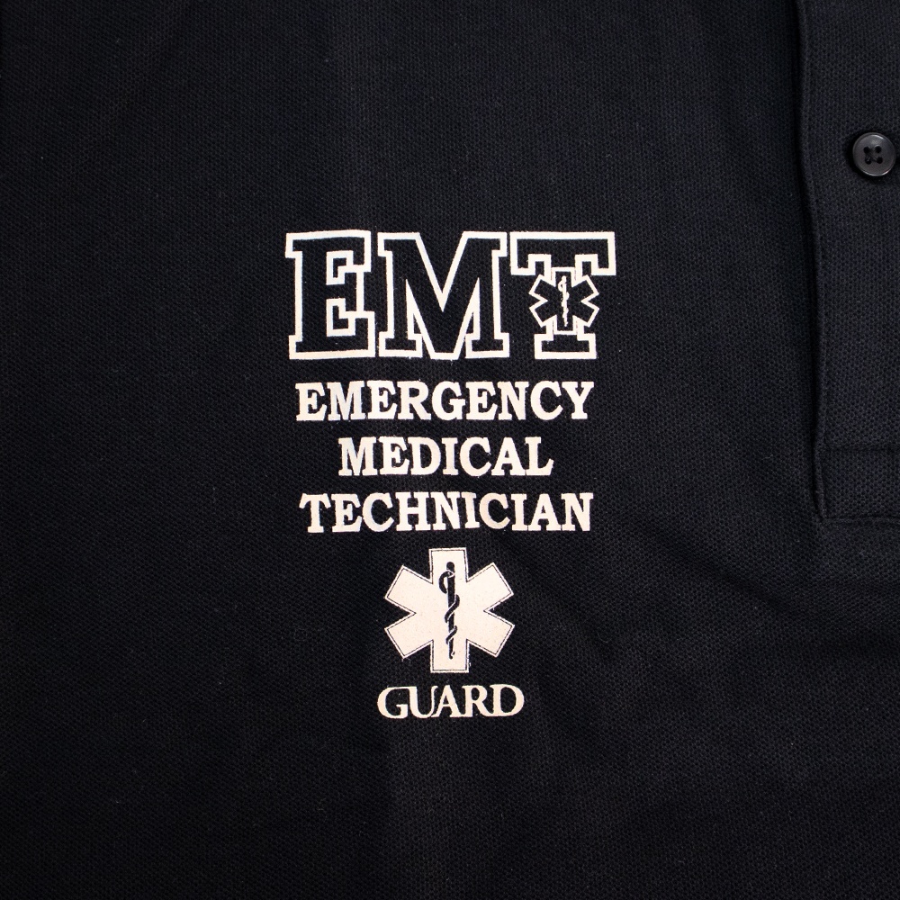 EMTデザイン ポケット付 ライン入り鹿の子ポロシャツ | EMT PARAMEDIC ブラック詳細 右胸プリント